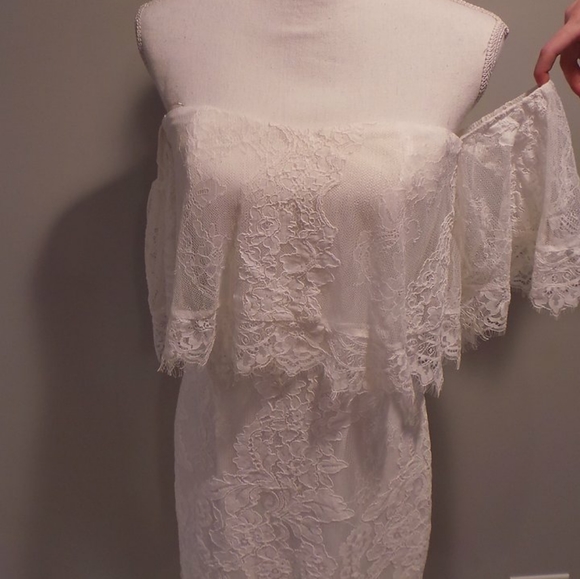 DO+BE | White Lace Off Shoulder Dress - Picture 5 of 8